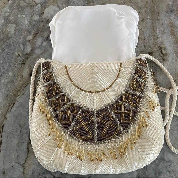 Vintage Nina Ricci Paris Glamorous White & Gold Bead Fringe Evening Purse - Picture 6 of 15